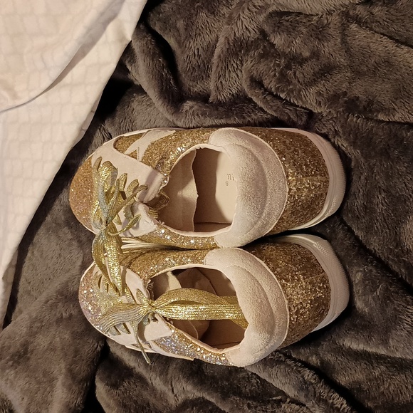 Gold Sparkle Shoes - Picture 3 of 6